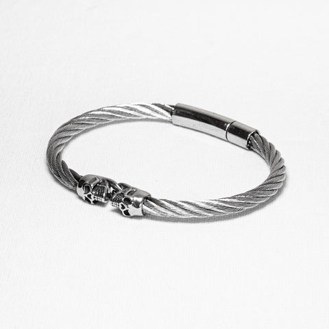 Bracelete Masculino Duas Caveiras Cabo de Aço Aço Inoxidável - Monterrier