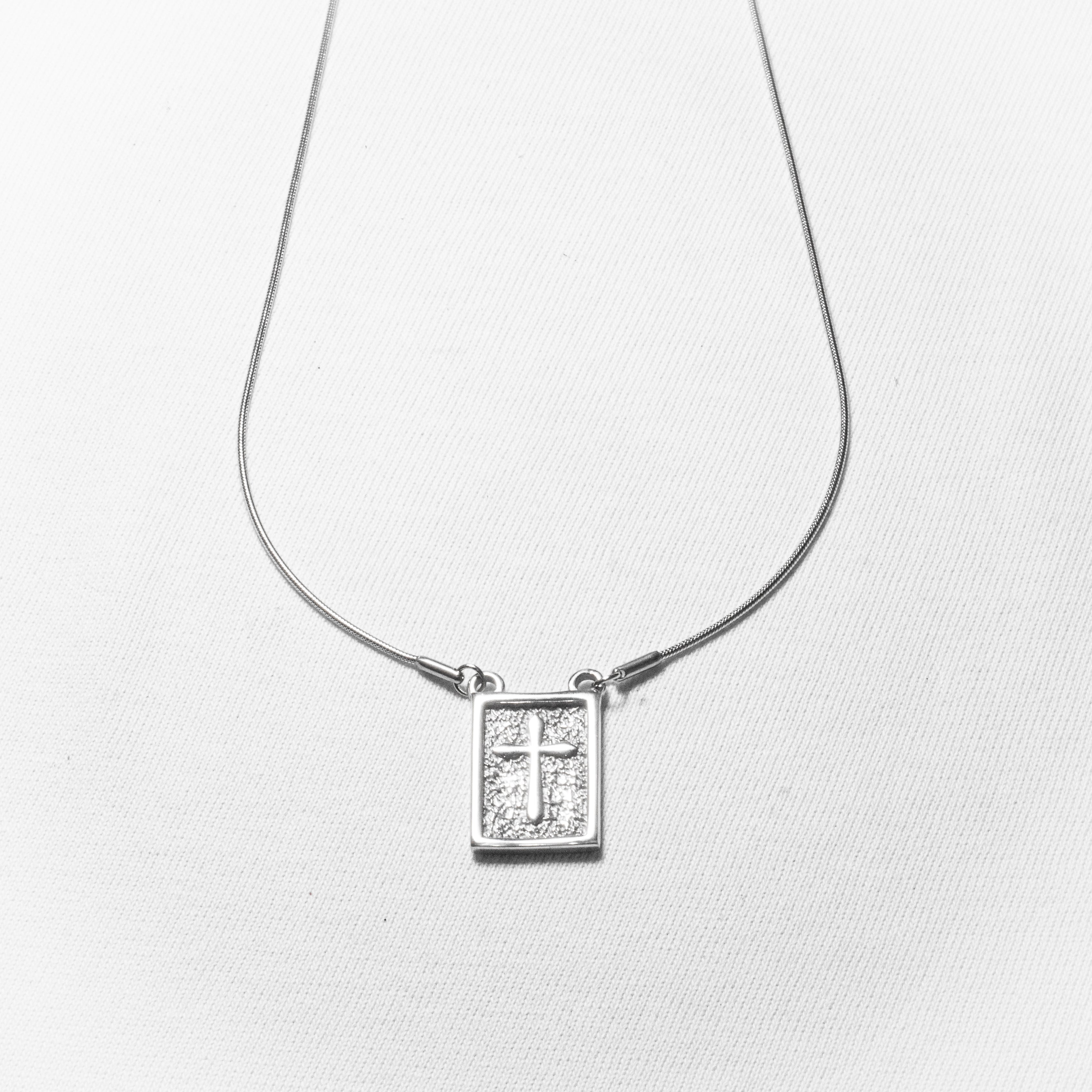 Colar Masculino Livrai-nos do Mal Aço Inoxidável 50cm - Monterrier