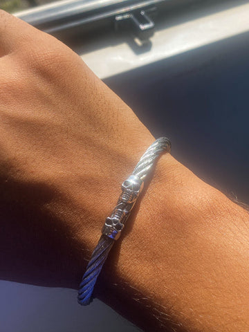 Bracelete Masculino Duas Caveiras Cabo de Aço - Monterrier