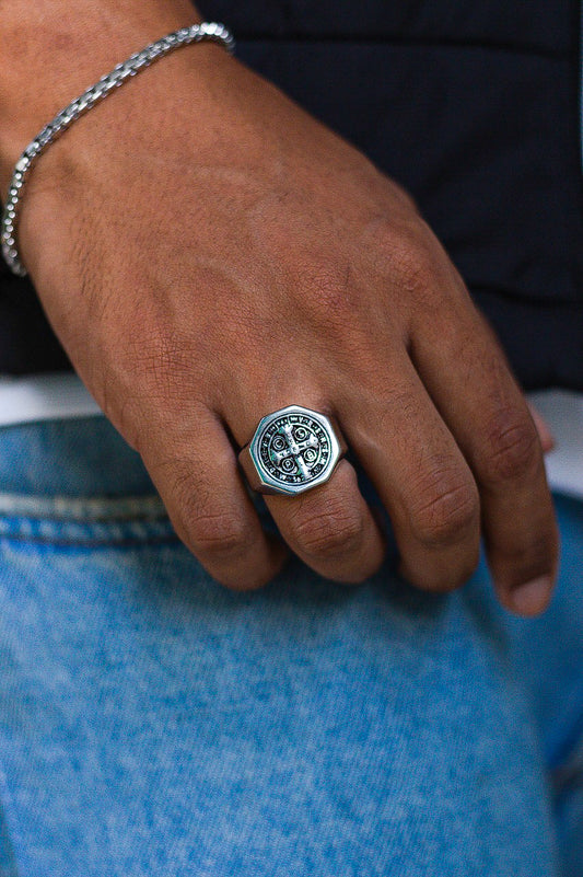 Anel Masculino Cruz Sagrada de São Bento - Monterrier