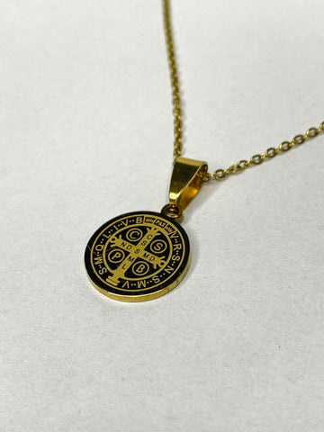 Colar Corrente com Pingente Medalha São Bento Dourada Aço Inoxidável 60cm - Monterrier